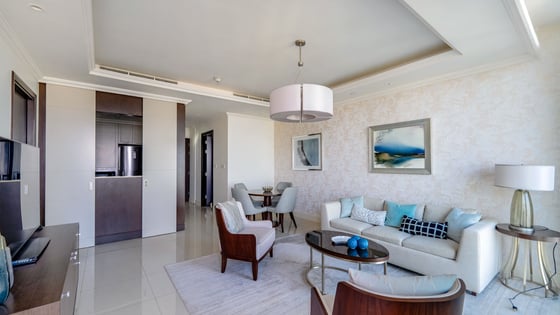 Luxury 1BR Hotel Apartment | Downtown Living, picture 3