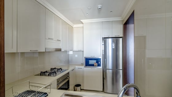 Luxury 1BR Hotel Apartment | Downtown Living, picture 7