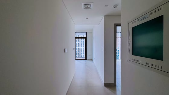 1BR in Creek Palace | Stunning Burj Khalifa Views, picture 8