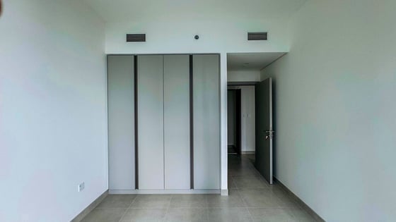 1BR in Creek Palace | Stunning Burj Khalifa Views, picture 4