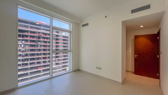 Stunning Coastal Living | Emaar Beachfront, picture 10