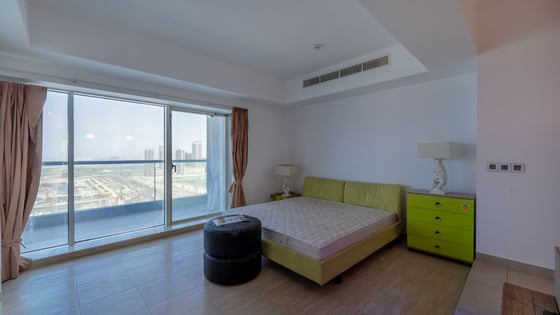 Vacant | Upgraded | Fully Furnished | Spacious, picture 15