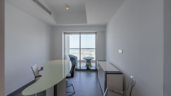 Vacant | Upgraded | Fully Furnished | Spacious, picture 11
