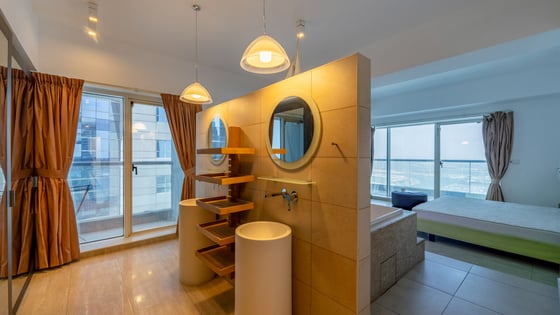 Vacant | Upgraded | Fully Furnished | Spacious, picture 16