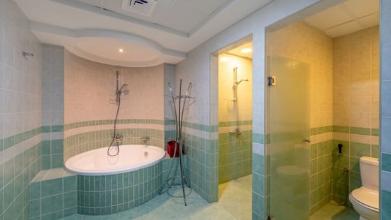 Vacant | Upgraded | Fully Furnished | Spacious, picture 20