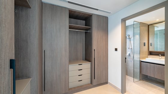 Luxury 4BR Villa | Modern Design &amp; Amenities, picture 17