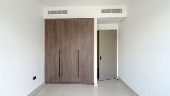 Luxury 4BR Villa | Modern Design &amp; Amenities, picture 8