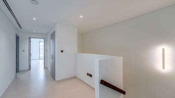 Luxury 4BR Villa | Modern Design &amp; Amenities, picture 12