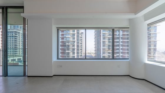 Bright and Modern Unit with Study | Pet-Friendly, picture 5