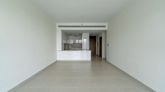 Full Canal View | Brand New 2BR with Maids Room, picture 4