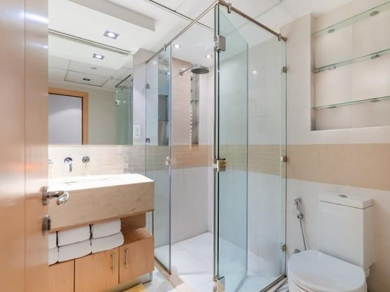 Exclusive | Spacious 2 Bedroom | Marina View, picture 11