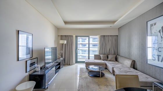 Skyline Luxury | 1BR Apartment | Fully Furnished, picture 4