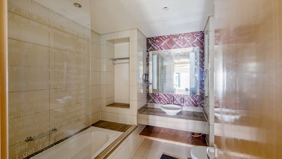 Skyline Luxury | 1BR Apartment | Fully Furnished, picture 12