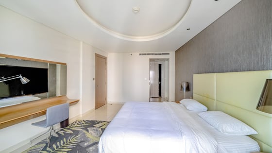 Skyline Luxury | 1BR Apartment | Fully Furnished, picture 9