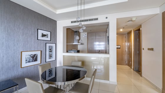 Skyline Luxury | 1BR Apartment | Fully Furnished, picture 5