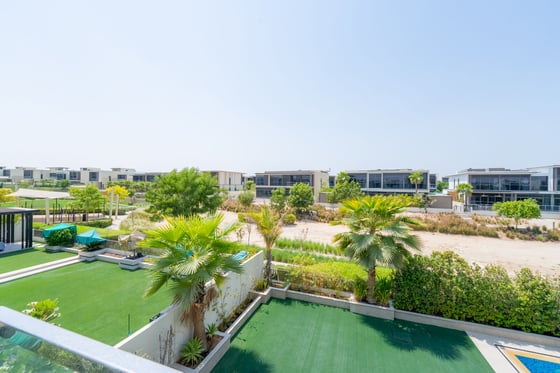 Refined Villa with a Private Pool in Dubai Hills, picture 35