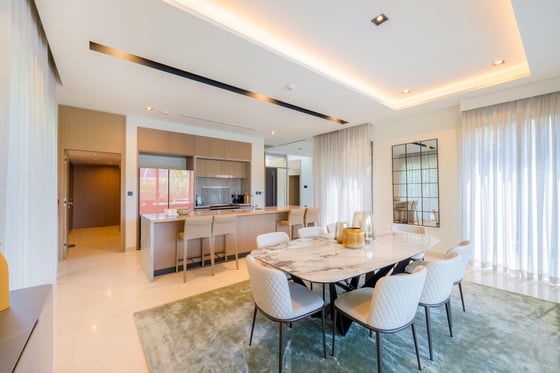 Refined Villa with a Private Pool in Dubai Hills, picture 8