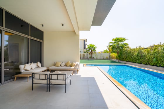 Refined Villa with a Private Pool in Dubai Hills, picture 38