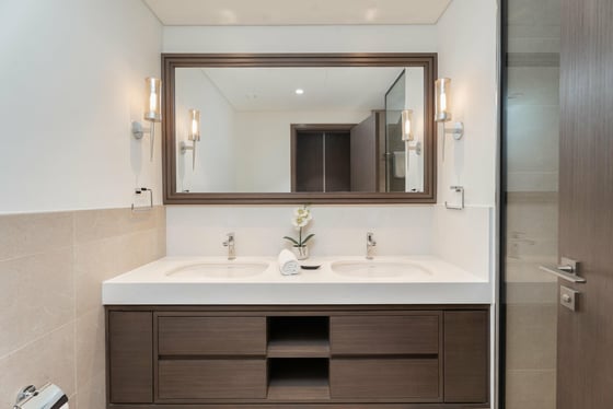 Luxury Beachfront Haven | Palace Beach Residence, picture 15