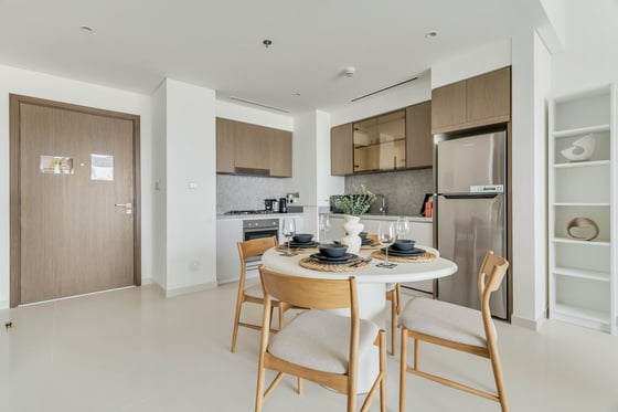 Luxury 2BR Apartment | Sea View | Grand Bleu Tower, picture 14