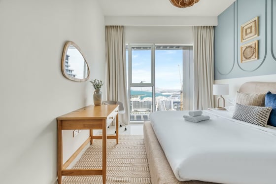 Luxury 2BR Apartment | Sea View | Grand Bleu Tower, picture 18