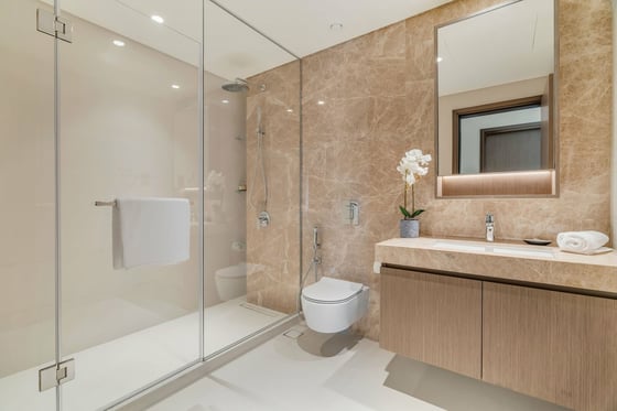 Luxury 2BR Apartment | Sea View | Grand Bleu Tower, picture 21