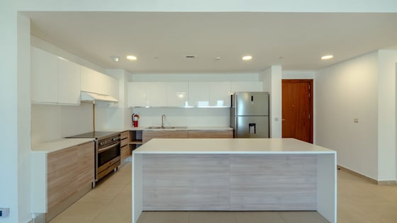 Skyline Serenity | 2BR Luxury | Al Andalus Tower A, picture 4