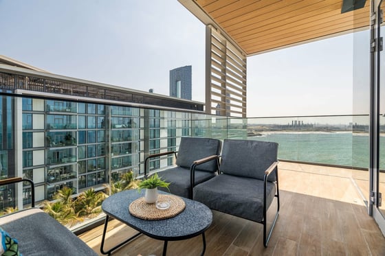 Dubai Island Stay | Sea Views & Marina Access | Bluewaters, picture 15