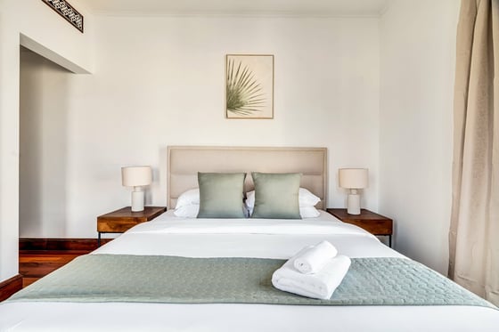 Chic Arabic-Style Retreat | City Views | Kamoon 2, picture 18