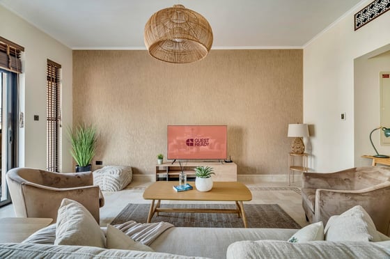 Chic Arabic-Style Retreat | City Views | Kamoon 2, picture 7