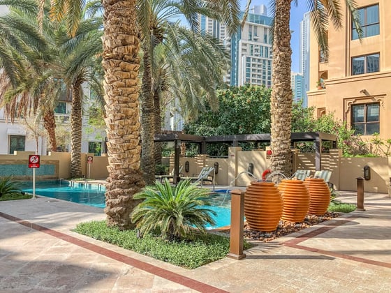 Chic Arabic-Style Retreat | City Views | Kamoon 2, picture 30