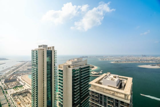 Beachfront Escape | Skyline & Sea Views | Marina Vista T2, picture 35