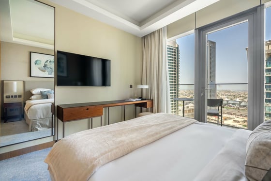 Elegant Downtown | Walk to Dubai Mall | The Address Opera T2, picture 15