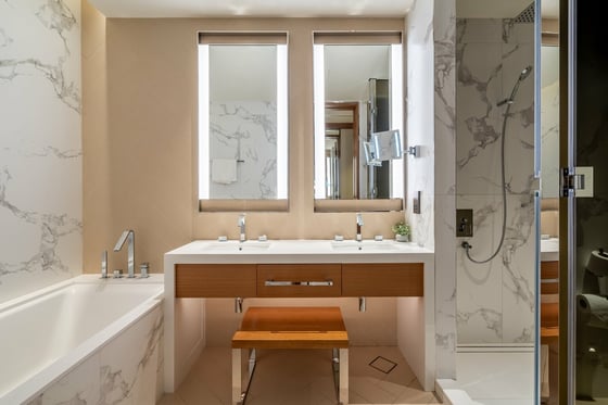 Elegant Downtown | Walk to Dubai Mall | The Address Opera T2, picture 20