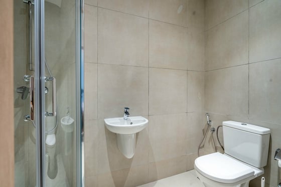 Chic Seaside Escape | Steps to JBR Beach | The Address JBR, picture 34