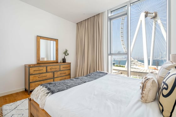 Ain Dubai Views | Modern Elegance | Bluewaters Residences, picture 10