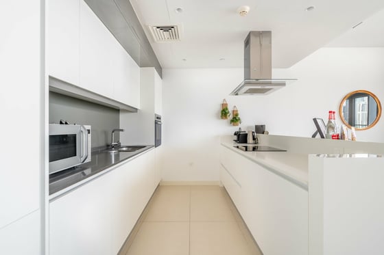 Ain Dubai Views | Modern Elegance | Bluewaters Residences, picture 13