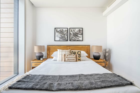 Ain Dubai Views | Modern Elegance | Bluewaters Residences, picture 8