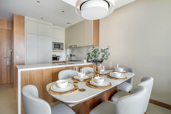 Chic City Escape | Near Dubai Opera | The Address Opera T1, picture 5