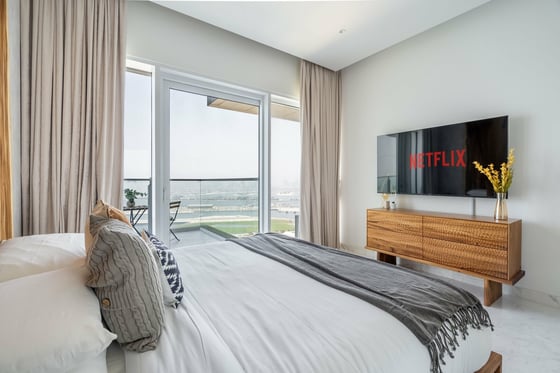 Skyline & Sea | Exclusive Retreat | 1 JBR Dubai, picture 8