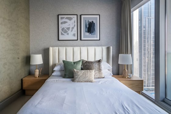 Downtown Luxury Stay | Burj Khalifa Views | Opera Grand, picture 21