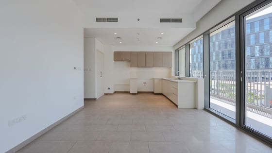 Vacant | Pool View | Bright l Exclusive listing, picture 6