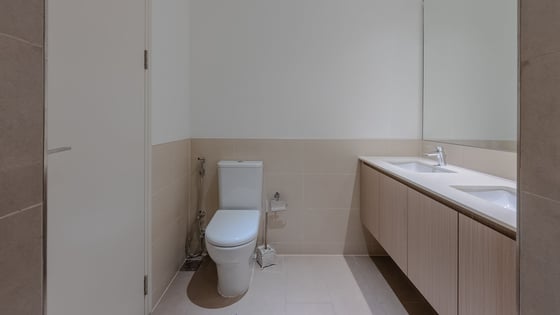 Vacant | Pool View | Bright l Exclusive listing, picture 17