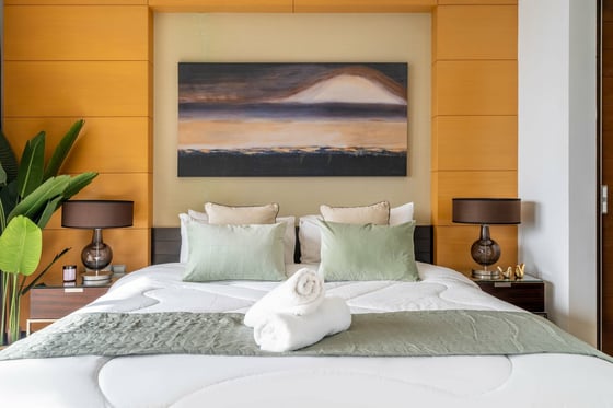 Mallside Luxury | Burj Khalifa Views | Address Dubai Mall, picture 8