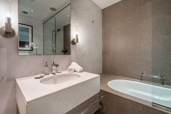 Mallside Luxury | Burj Khalifa Views | Address Dubai Mall, picture 19