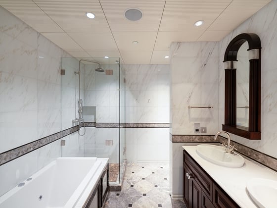 Skyline Luxury | High Floor | Premium Amenities, picture 11