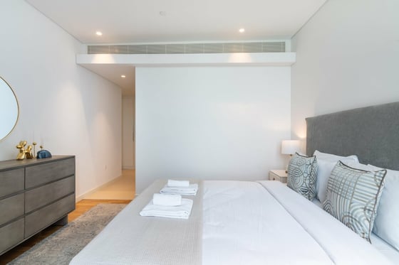 Seaside Charm | Modern Comfort | Bluewaters 4, picture 6