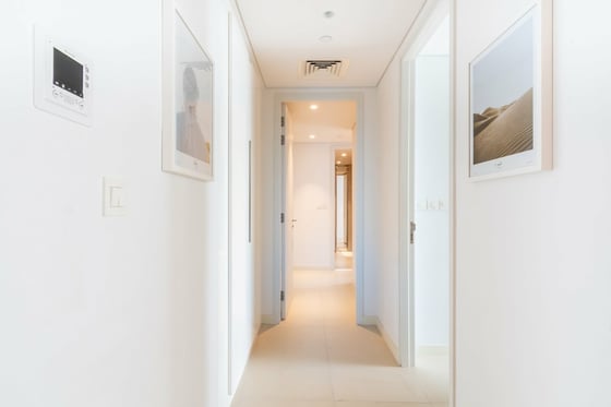 Seaside Charm | Modern Comfort | Bluewaters 4, picture 16