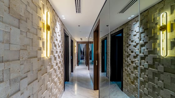 Serene Skyline | 3BR Luxury Oasis Fully Furnished, picture 8