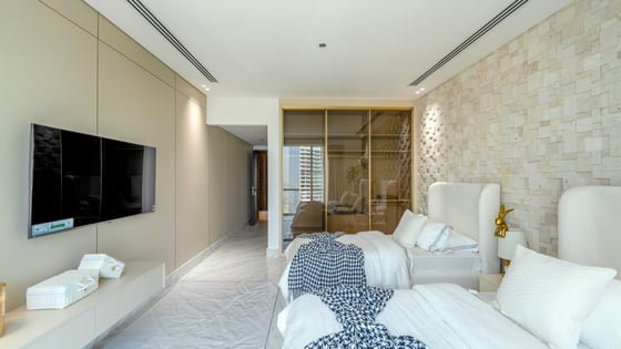 Serene Skyline | 3BR Luxury Oasis Fully Furnished, picture 10